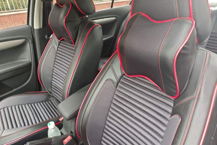 Used Volkswagen Lavida 2013 1.6L Automatic Luxury Edition Left Front Seat