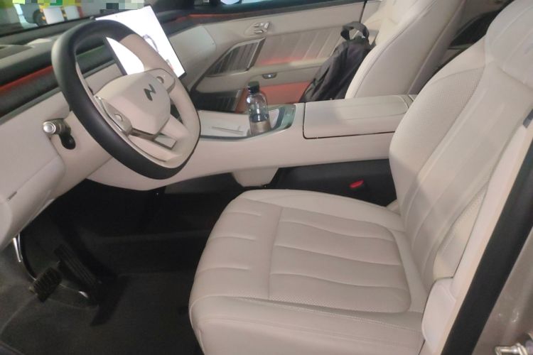 Used ONVO Luxeed L90 2025 Model—Ultra Six-Seater Version