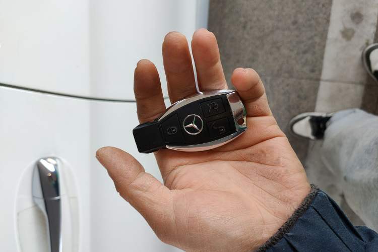 Used Mercedes-Benz C-Class 2016 C 180 L Sport Edition Vehicle Key