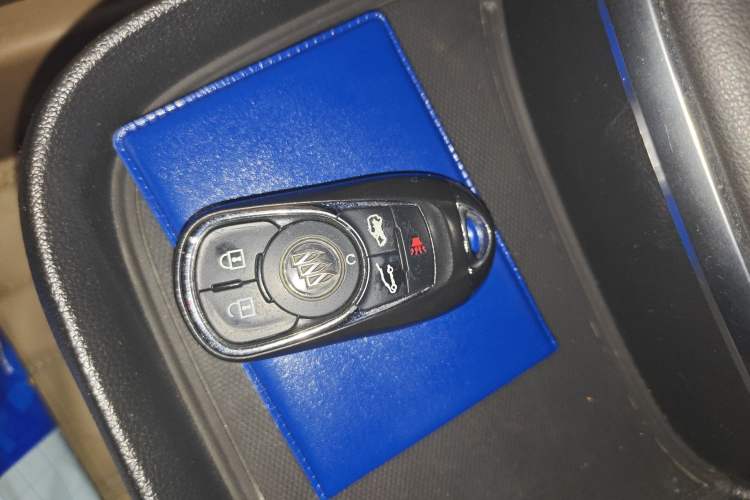 Used Buick GL8 2017 ES 28T Flagship Model China V Standard