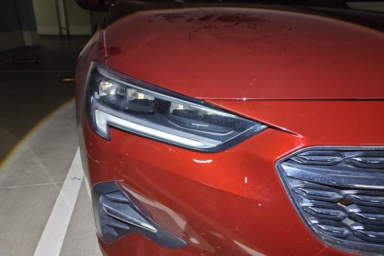 Used Buick Regal 2021 552T Elite Edition Right Front Headlight