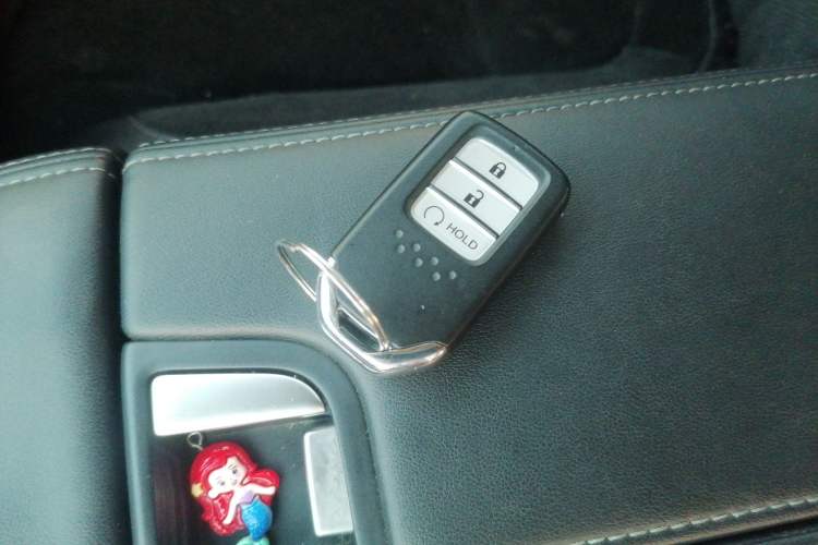 Used Honda Avancier 2019 240TURBO Two-Wheel Drive Elite Edition Vehicle Key