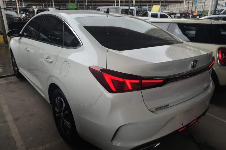 Used CHANGAN Eado 2021 PLUS Blue Whale NE 1.4T GDI DCT Prestige Model
