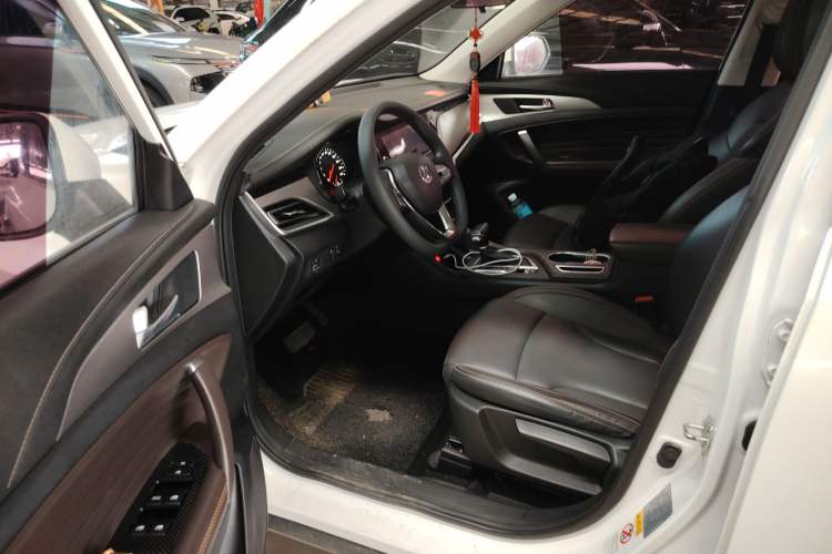 Used Changan CS35PLUS 2018 1.6L Automatic Changlian Edition China V Standard
