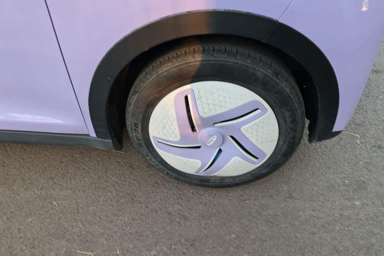 Used Chery Little Ant 2022 Restyled Me 301km Romance – Lithium Iron Phosphate Right Front Wheel Hub