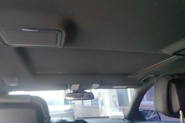 Used Mercedes-Benz E-Class 2015 Facelift E 200 L
