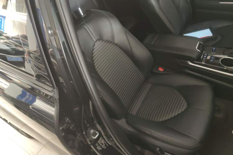 Used Toyota Crown Kluger 2022 2.5L HEV Four-Wheel Drive Luxury Edition Right Front Seat