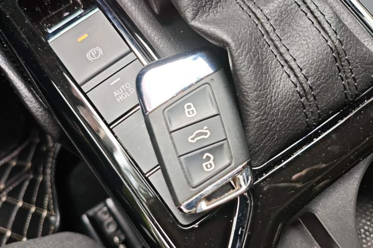 Used Volkswagen Passat 2023 330TSI Starry Luxury Edition