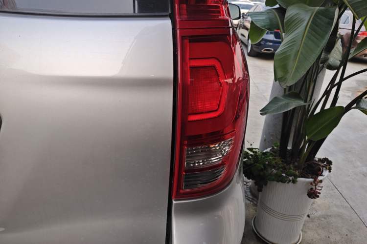 Used Haval H9 2016 2.0T Four-Wheel Drive Luxury 7-Seater
