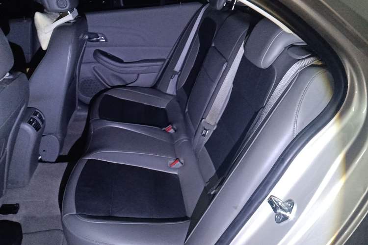 Used Chevrolet Malibu 2014 2.4L Automatic Luxury Edition