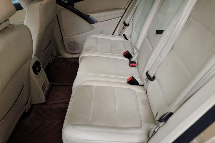 Used Volkswagen Tiguan 2012 2.0 TSI Automatic All-Wheel Drive Flagship Edition Left Rear Seat