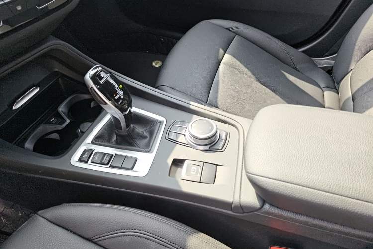 Used BMW 1 Series 2021 120i M Sport Edition Gear Lever