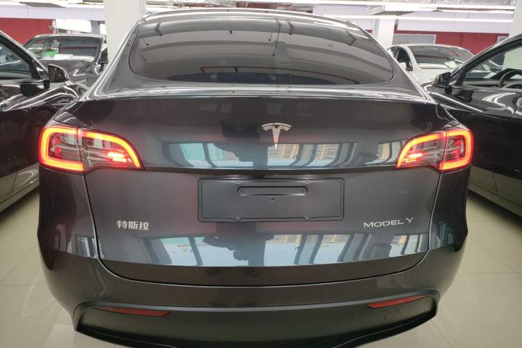 Used Tesla Model Y 2024 Rear-Wheel-Drive Version