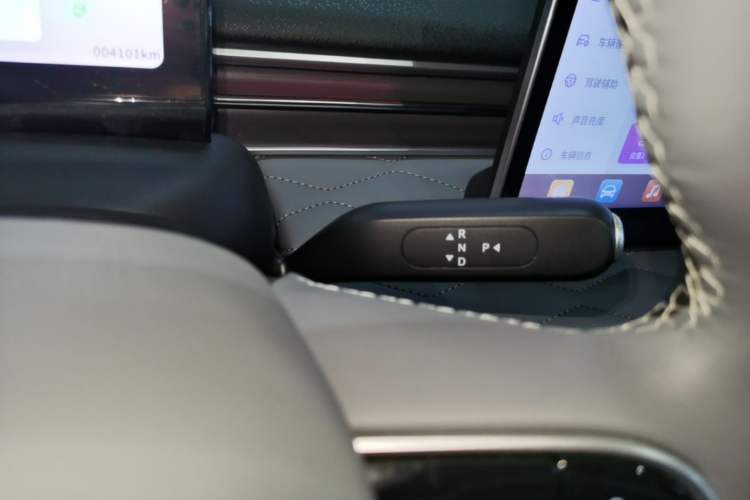 Used Dongfeng NAMMI 01 2024 430 Max Smart+
