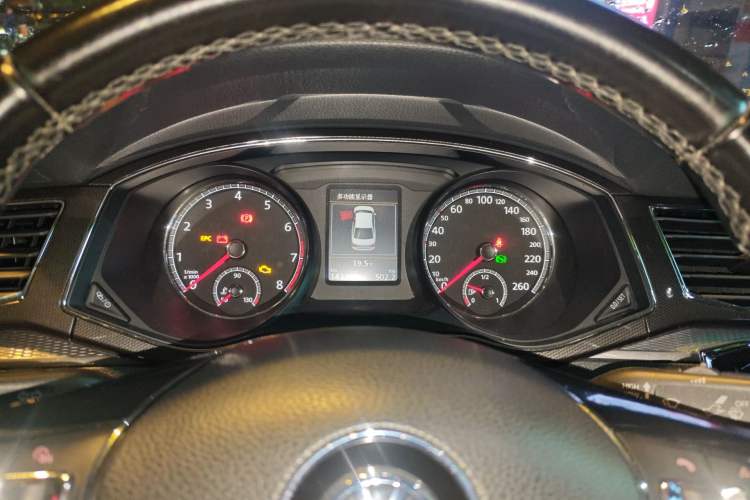 Used Volkswagen Passat 2017 330TSI DSG Luxury Edition
