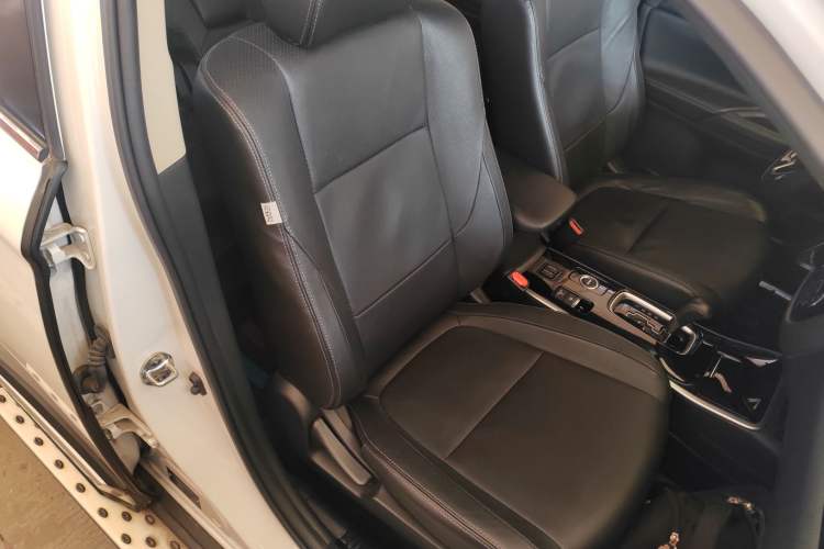 Used Mitsubishi Outlander 2018 2.4L 4x4 Elite Edition 5 Seats