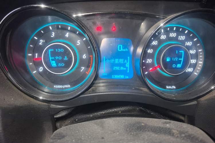 Used BAIC Senova D50 2014 1.5L manual standard version