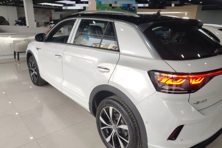 Used Volkswagen T-ROC 2025 Facelift Model 2 300TSI DSG Two-Wheel Drive Xingguang Edition