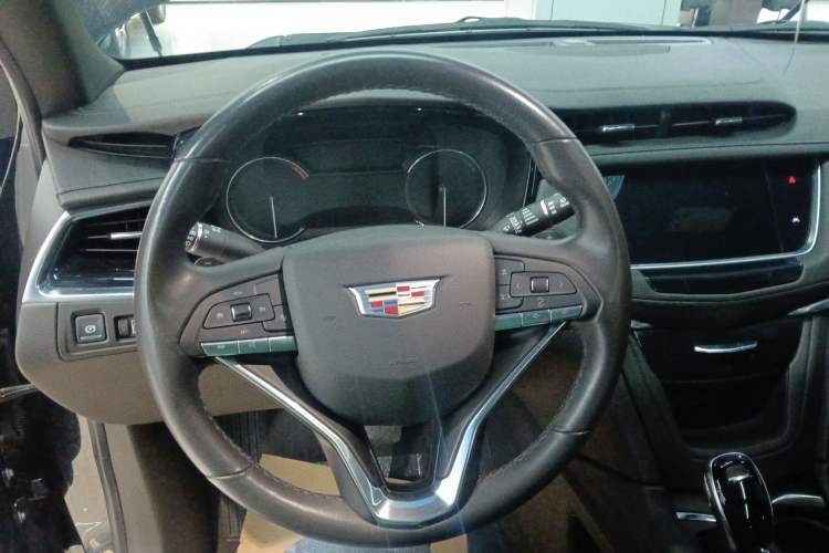 Used Cadillac XT6 2022 2.0T 7-Seater Four-Wheel-Drive Luxury Version
