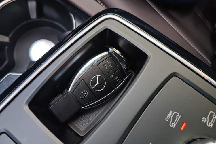 Used Mercedes-Benz GLE 2017 GLE 320 4MATIC Dynamic Model