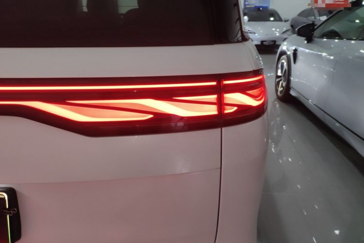 Used BYD Xia 2025 DM-i 1.5T 180km Excellence Model
