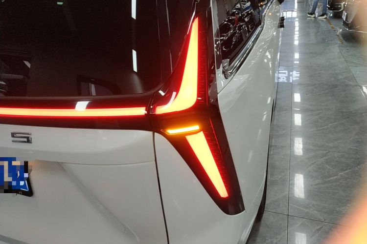 Used SAIC MAXUS G70 2024 2.0T Automatic Flagship Version 7 Seats
