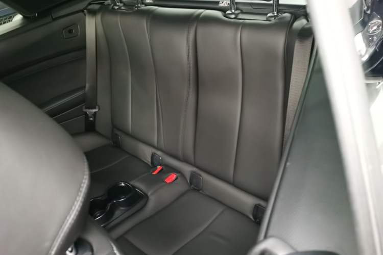 Used BMW 2 Series 2017 220i Convertible Coupe Leading Model
