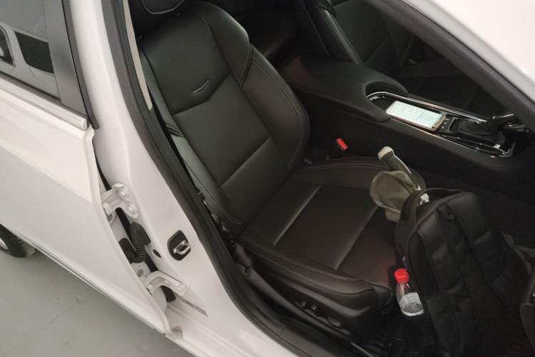 Used Cadillac ATS-L 2017 28T Fashion Edition
