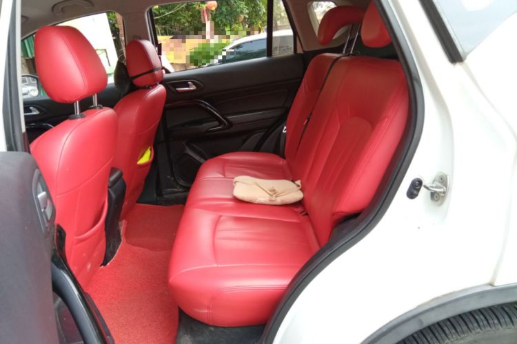 Used GAC Trumpchi GS4 2018 200T G-DCT Two-Wheel Drive Comfort Edition Left Rear Seat