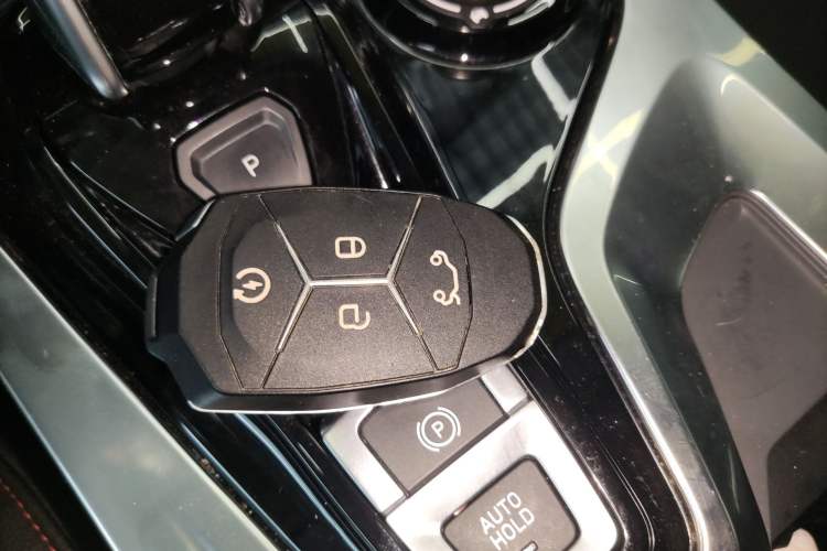 Used Lynk & Co 01 2019 2.0T Four-Wheel Drive Genie Pro Version China VI Standard Vehicle Key