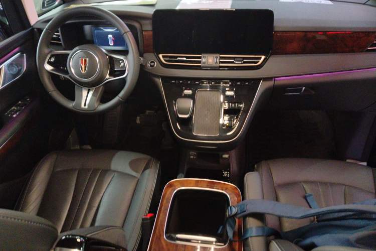 Used Hongqi HQ9 PHEV 2024 2.0T Four-Wheel Drive Luxury Edition Center Console