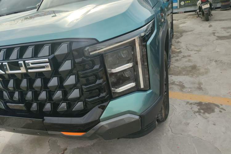 Used SAIC MAXUS Xingji X 2025 2.5T Luxury Edition
