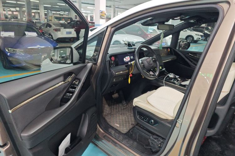 Used GAC Trumpchi M8 2023 Zongshi Series 400T Flagship Edition