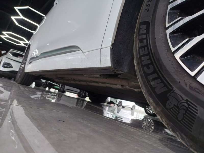 Used Denza D9 2022 DM-i 970 Four-Wheel Drive Flagship Model — 20