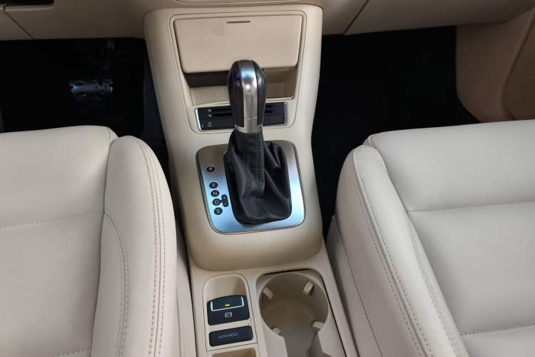 Used Volkswagen Tiguan 2013 1.8 TSI Automatic Two-Wheel Drive Comfort Edition Gear Lever