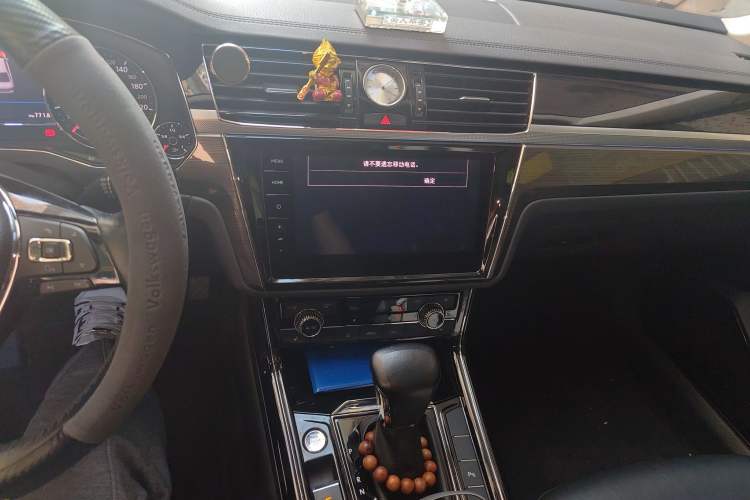 Used Volkswagen Phideon 2018 Revised Version 380TSI Two-Wheel Drive Business Edition