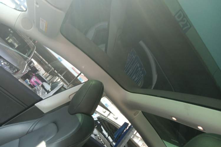 Used Tesla Model 3 2019 Long-Range Rear-Wheel-Drive Version
