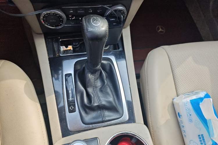 Used Mercedes-Benz GLK-Class 2011 GLK 300 4MATIC Dynamic Model