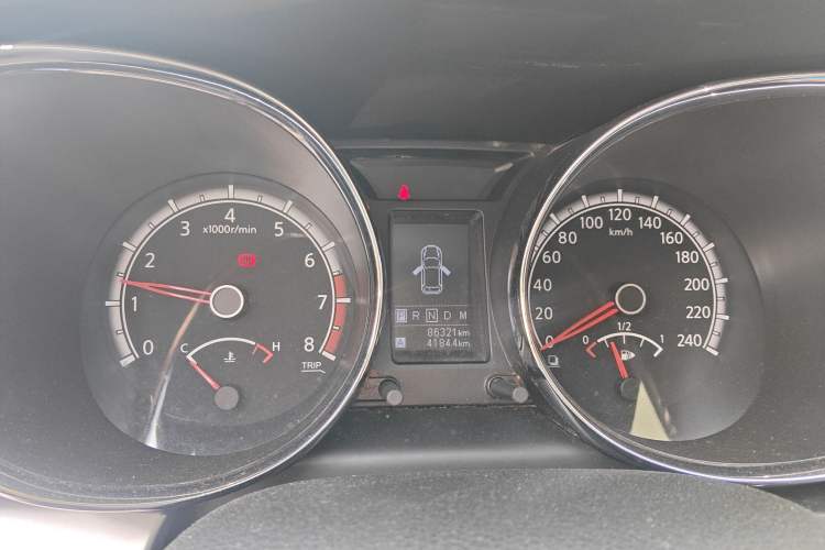 Used Venucia T70 2015 2.0L CVT Smart Choice Edition