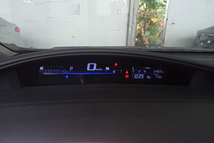 Used Honda Jade 2017 1.8L automatic Comfort version 5 seats
