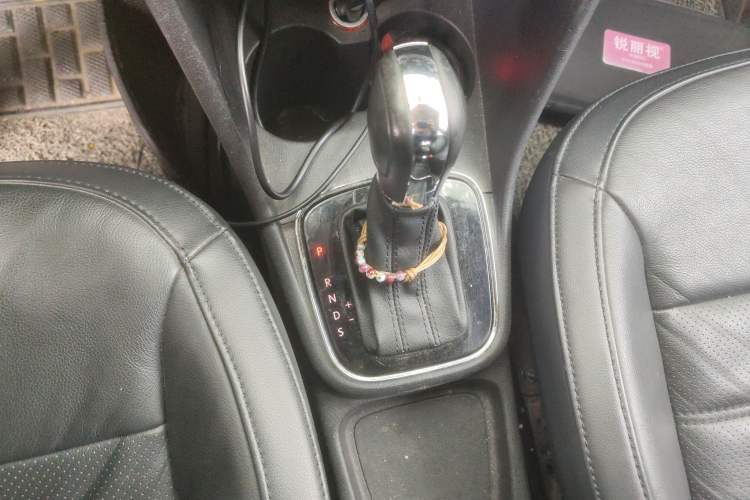 Used Volkswagen Polo 2014 1.6L Automatic Luxury Edition
