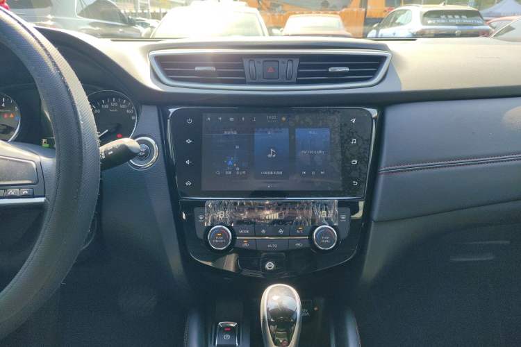 Used Nissan Qashqai 2023 Classic 2.0L CVT XV Comfort Edition
