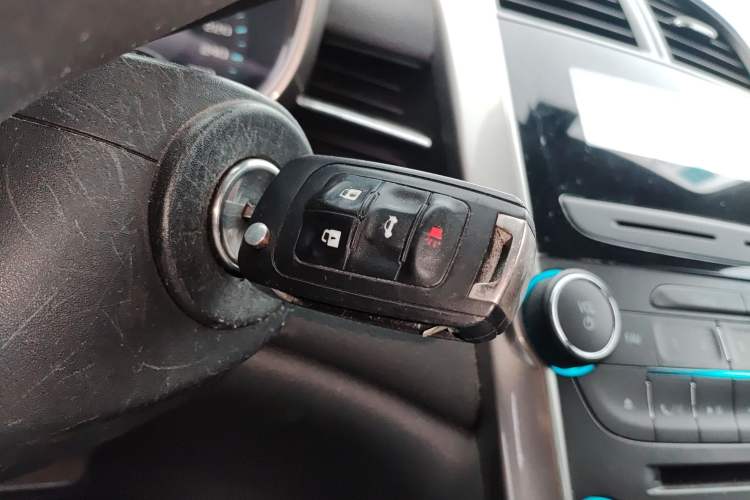 Used Chevrolet Malibu 2013 1.6T Automatic Comfort Edition Vehicle Key