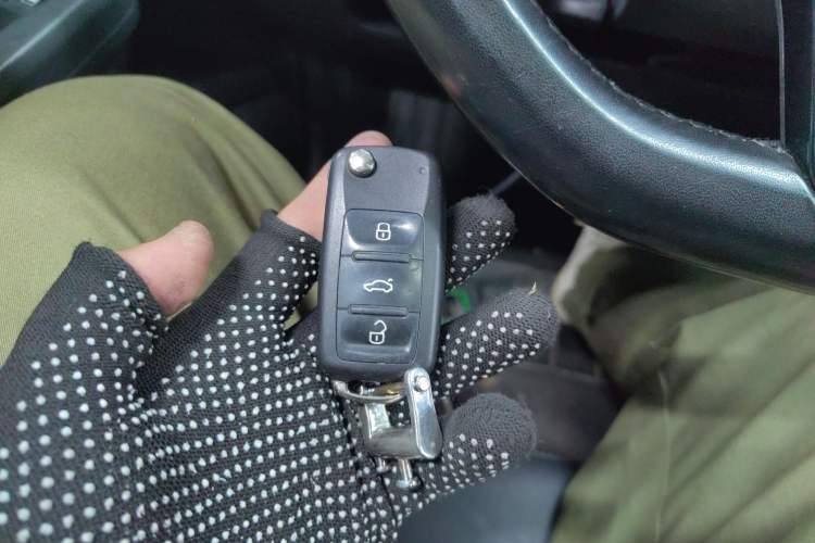 Used Volkswagen Lavida 2017 1.6L Automatic Comfort Edition Vehicle Key