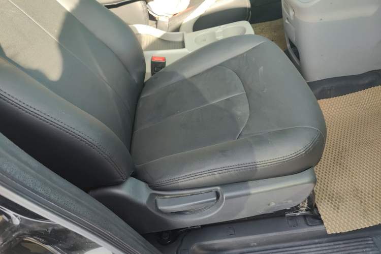 Used JAC Refine M3 2018 1.6L Express Edition 7-Seater