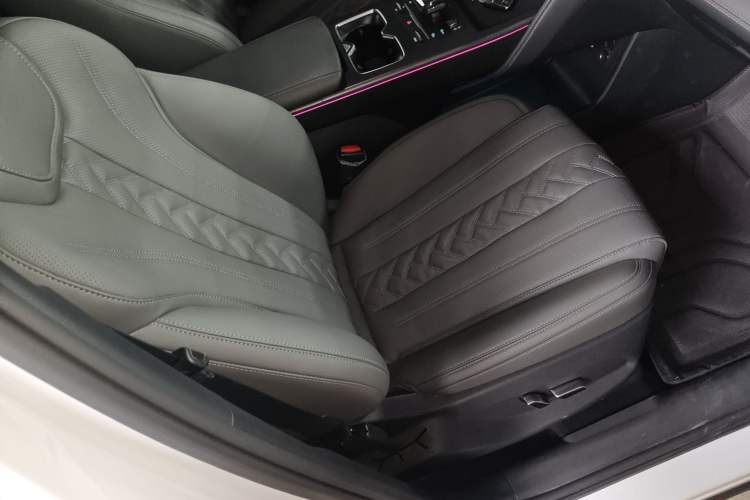 Used BYD Song L DM-i 2024 160km Beyond Edition
