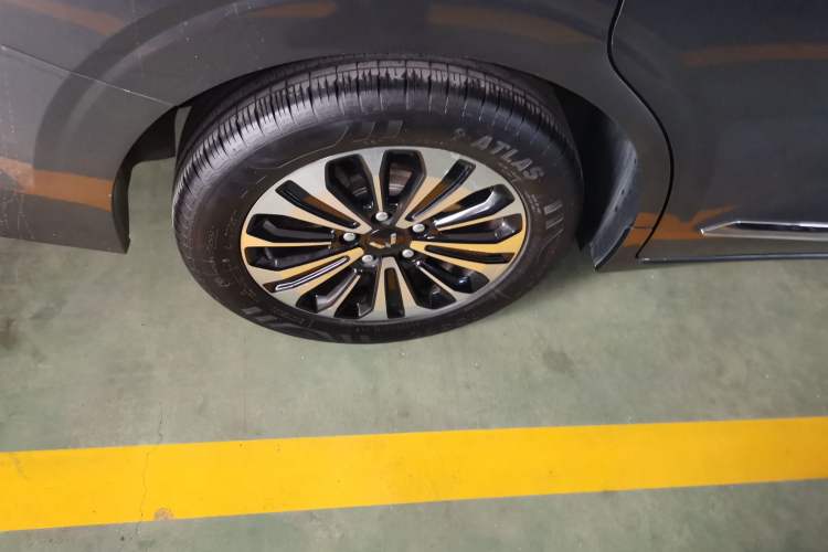 Used Wuling Jiachen 2022 1.5T CVT Deluxe Flagship Edition
