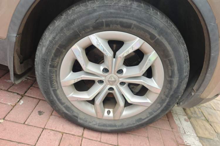 Used BORGWARD BX5 2017 20TGDI Automatic Two-Wheel Drive Pioneer Edition