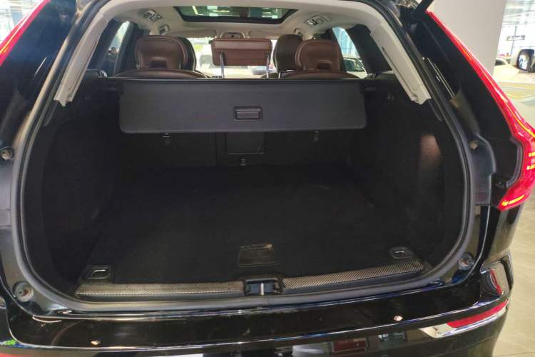 Used Volvo XC60 2020 T5 4x4 Zhiyi Luxury Edition
