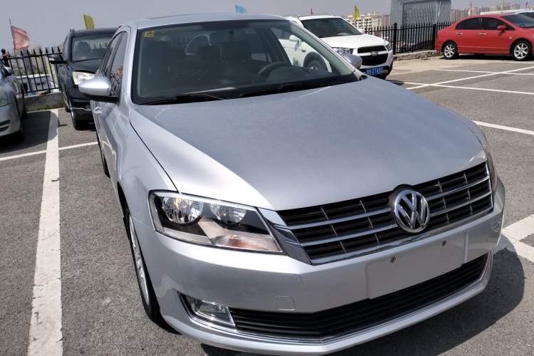 Used Volkswagen Lavida 2013 Restyled Classic 1.6L Automatic Comfort Edition